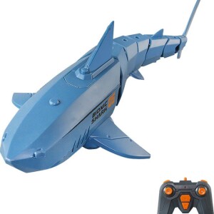 2.4G Underwater Shark Shaped Boat With Remote Control